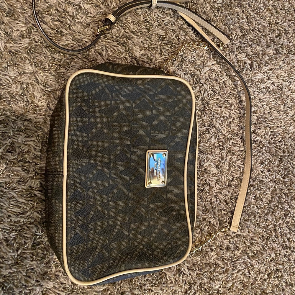 Michael Kors Crossbody